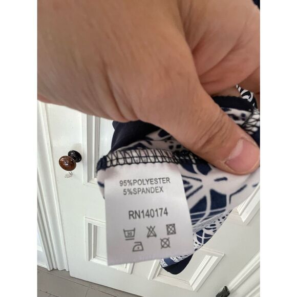 Reborn navy blue and white floral bell sleeve boho dress M - Picture 4 of 4
